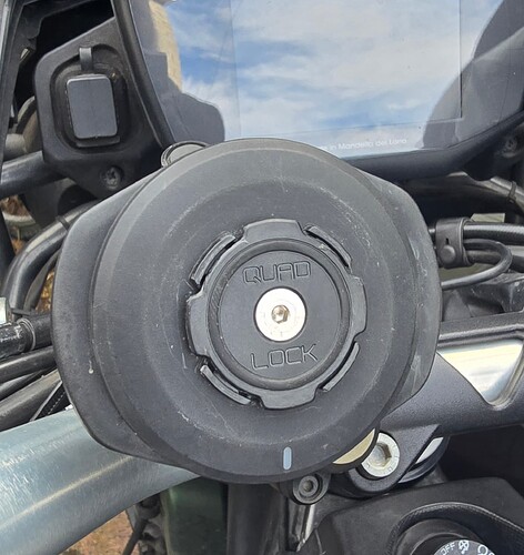 quadlock0