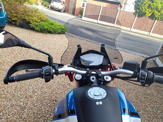 v85tt PB screen1