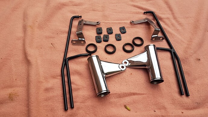 Screen mounting kit + headlamp brackets and rubbers