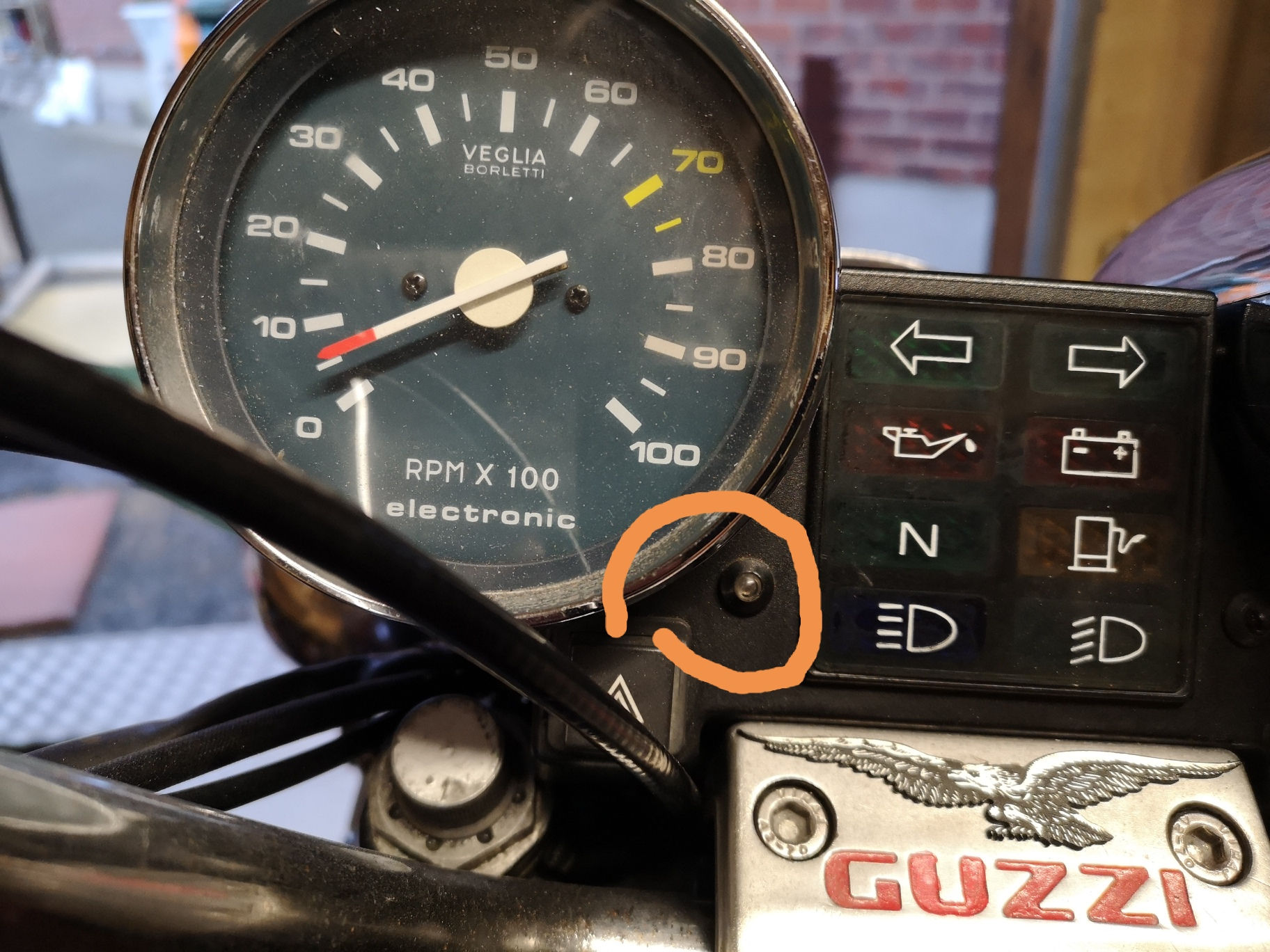 Guzzi LED.jpg